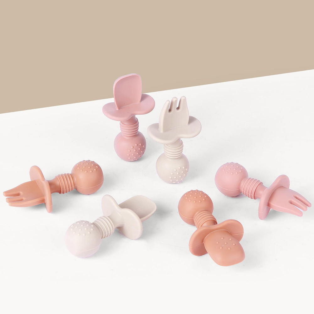 Eascrozn 6 pieces arranged as toddler feeding set during meal prep.