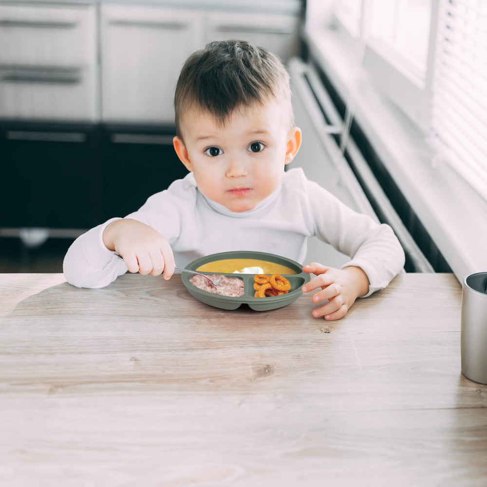 Eascrozn divided tray design helps portion control and taste separation during meals.