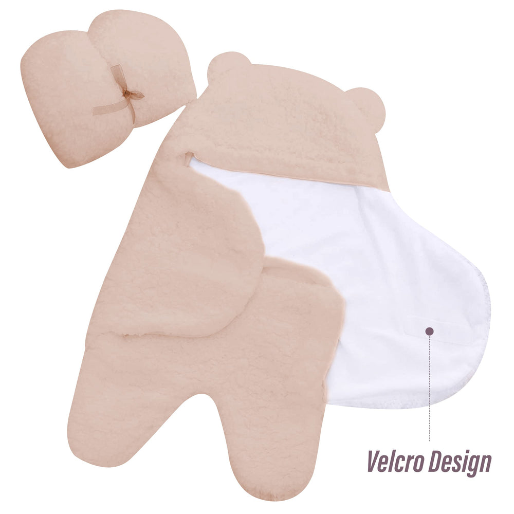Ease Cubs windproof cap design helps keep heads warm on outings.