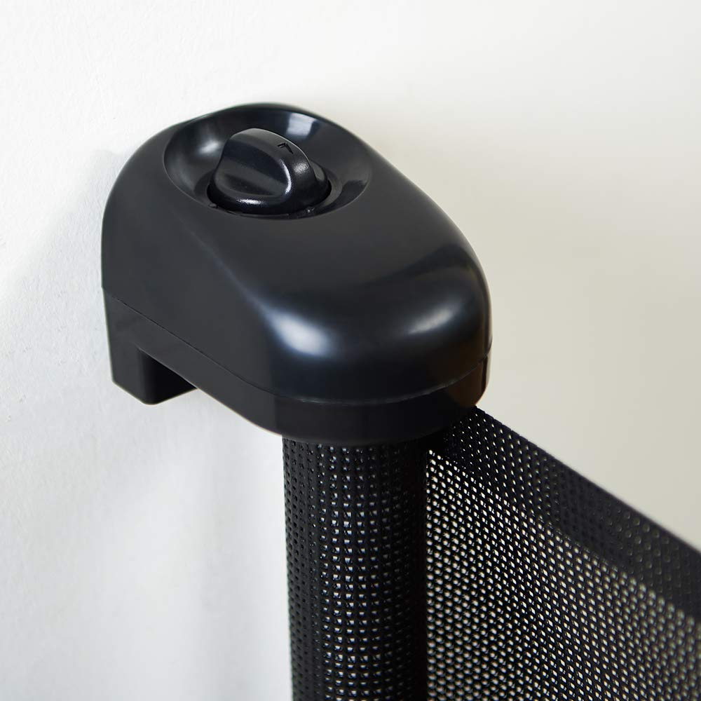 EasyBaby retractable mesh creates a child and pet safe barrier when needed.