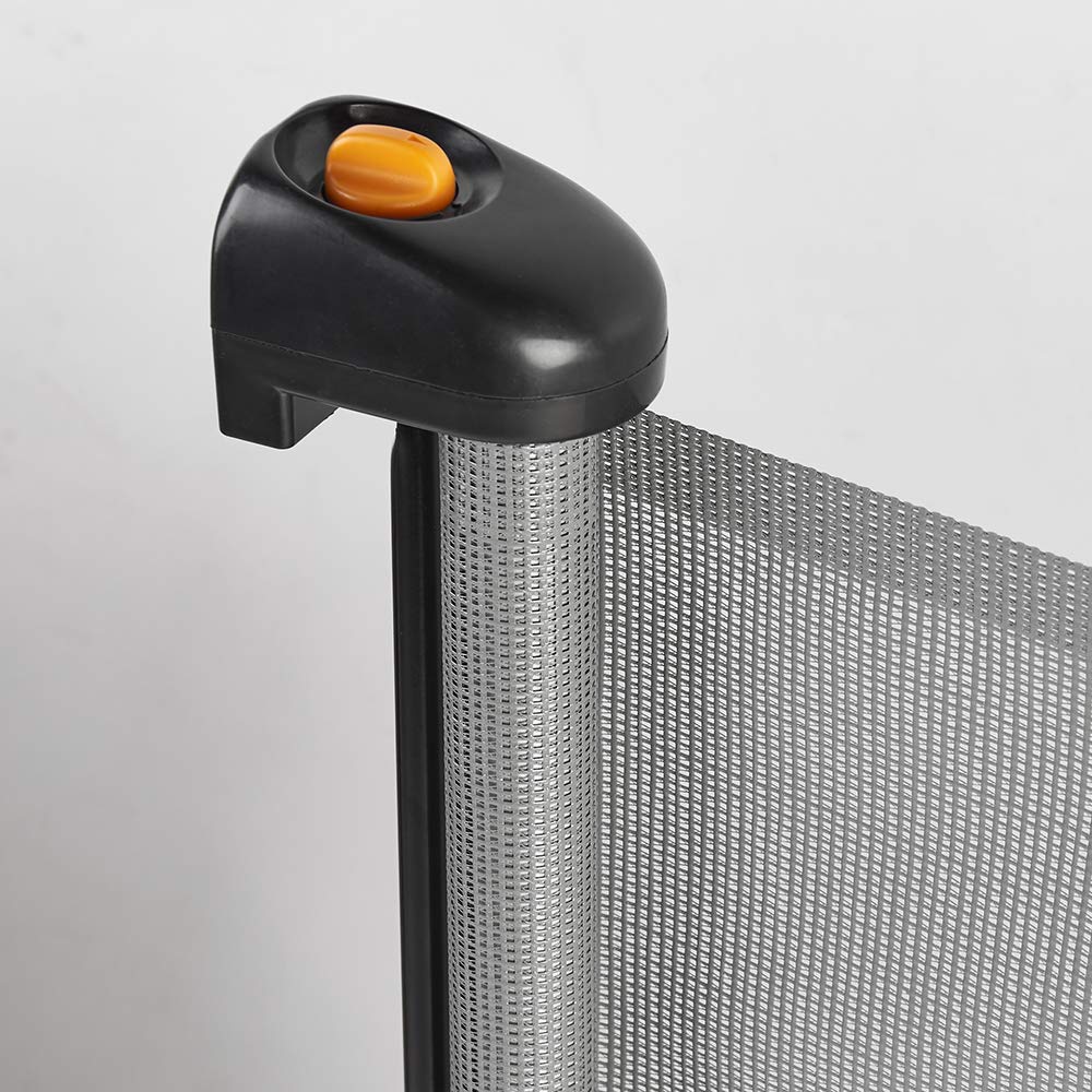 EasyBaby stair-barrier setup emphasizes reliable safety in high-traffic areas.