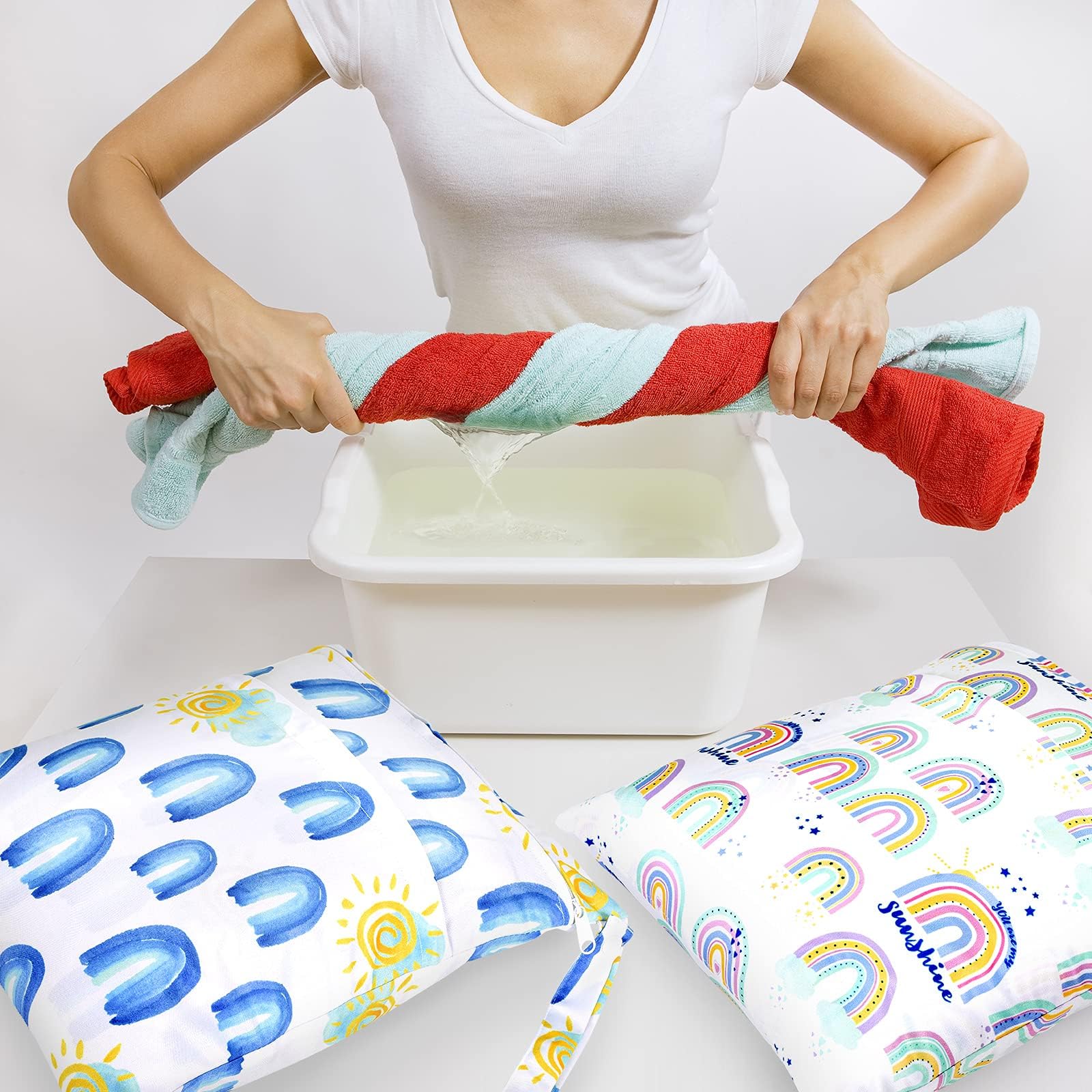 eaxin Rainbows multi-use wet bag suitable for diapers gym gear and toiletries