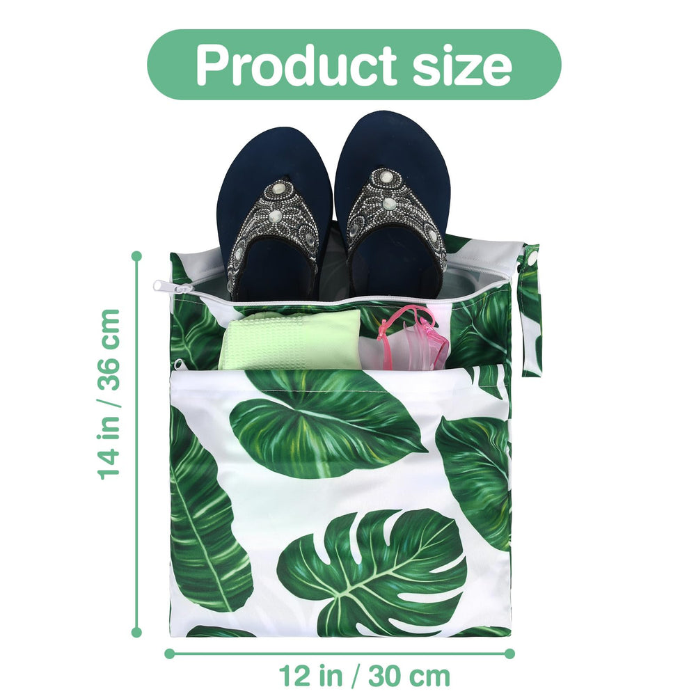 eaxin wet bag front-pocket storage shows extra space for damp items