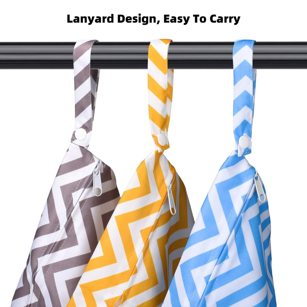 eaxin wet bag interior view holding diapers for portable storage