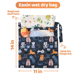 eaxin front-pocket wet/dry bag provides quick-access storage for wipes and small essentials