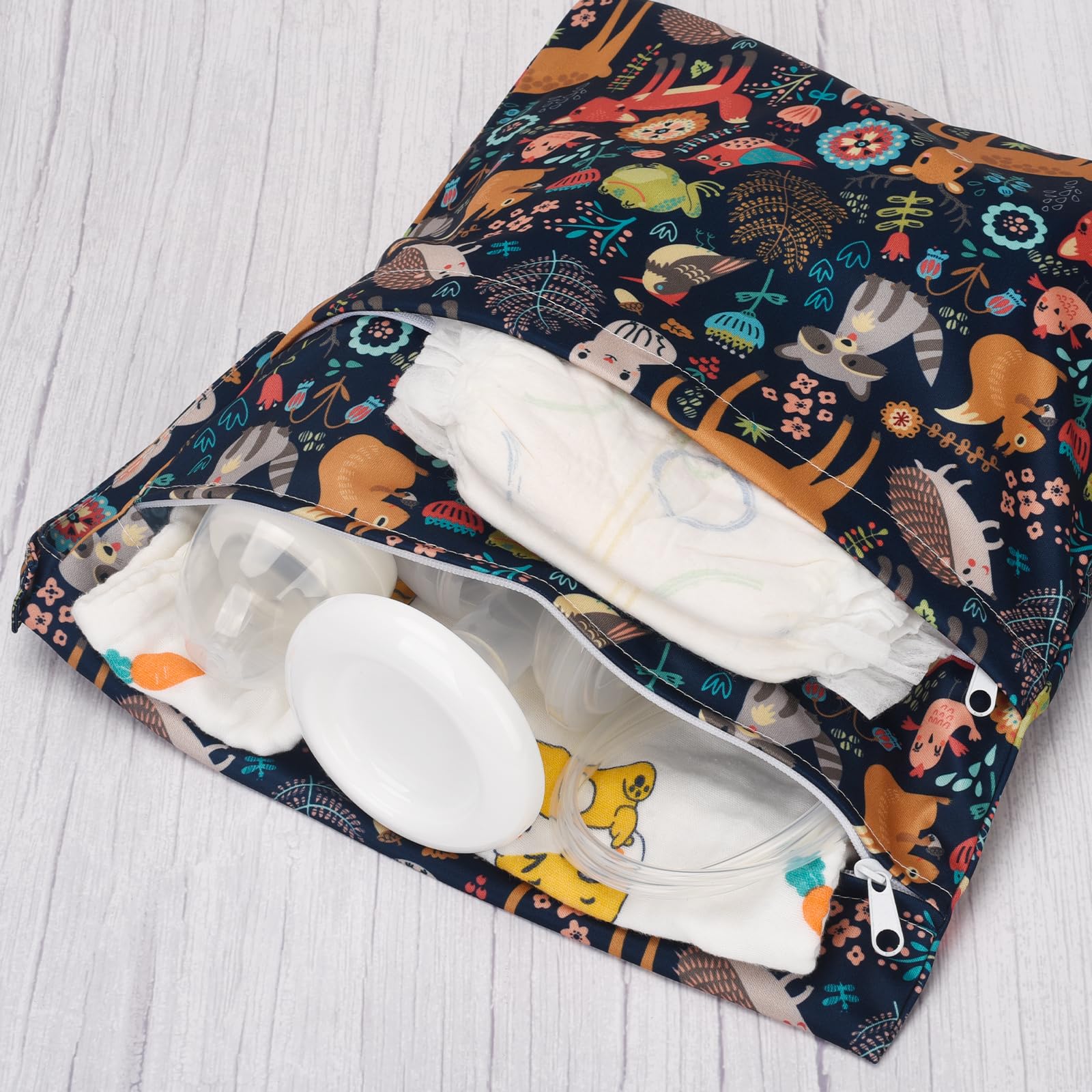 eaxin 12x14 inch wet/dry bag fits multiple cloth diapers comfortably