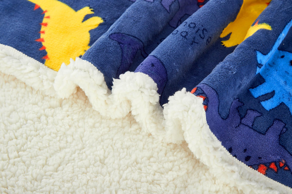 ECHERY 30x40 swaddle demonstrates machine-wash gentle-cycle care for busy parents.