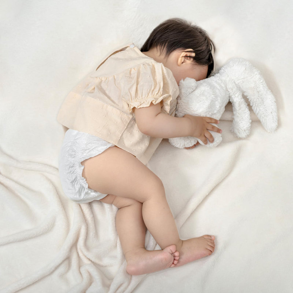 ECO BOOM Size 3 absorbent core keeps baby dry during active play