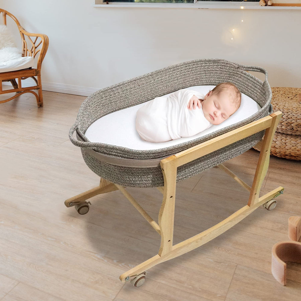 ECOADE Moses Basket Stand flat support slats emphasize a sturdy, safe bed base