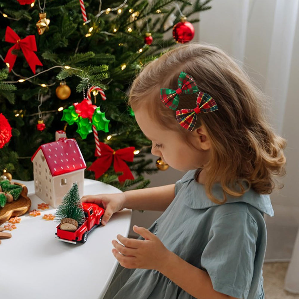 Ecuupas Christmas bow clips pair well with sweaters or dresses