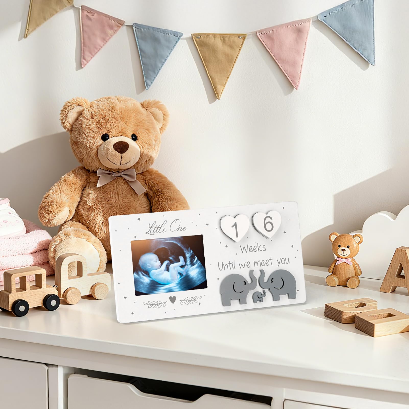 EdenseeLake frame makes a thoughtful pregnancy or gender-reveal gift.