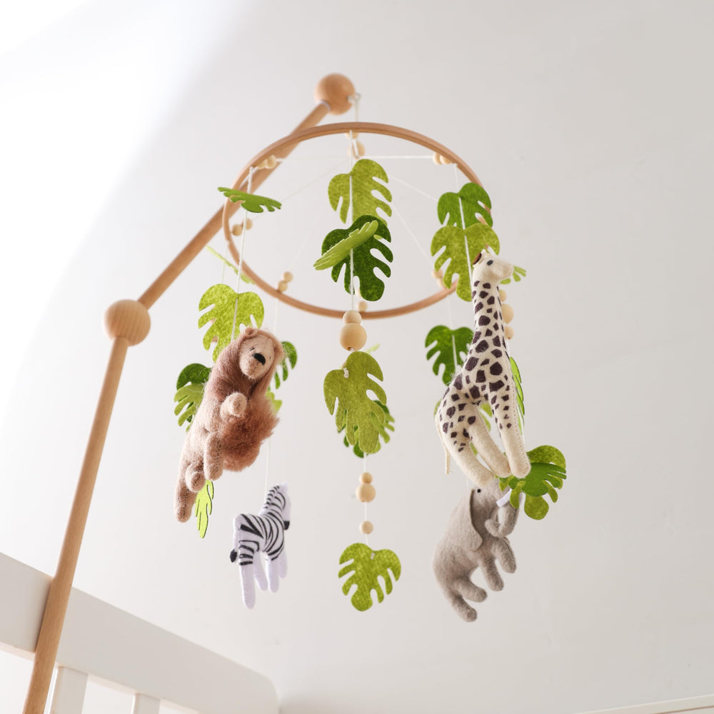EERKEOD woodland mobile suits gender-neutral nurseries with timeless woodland charm.