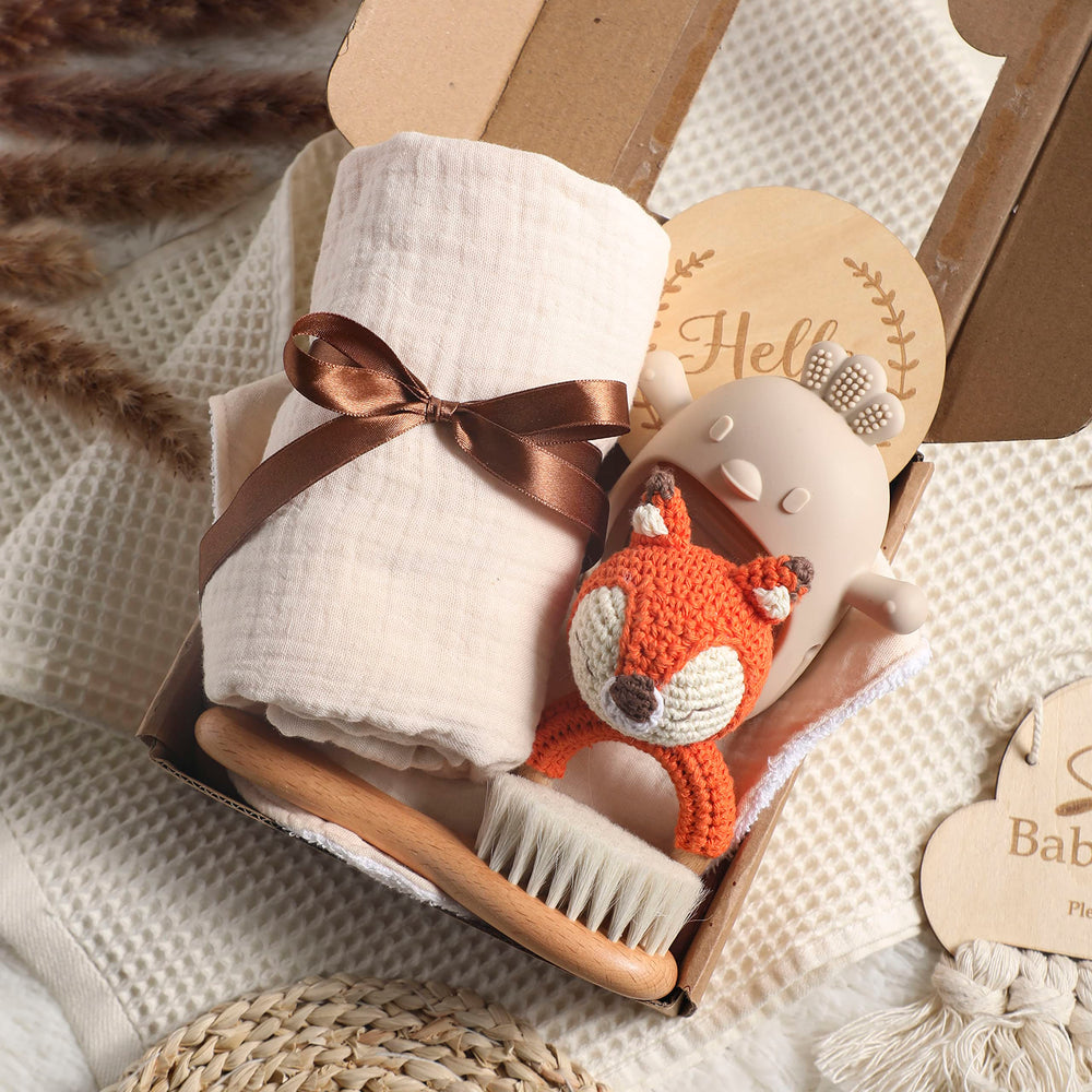 EERKEOD Hello World wooden card for keepsakes and photos