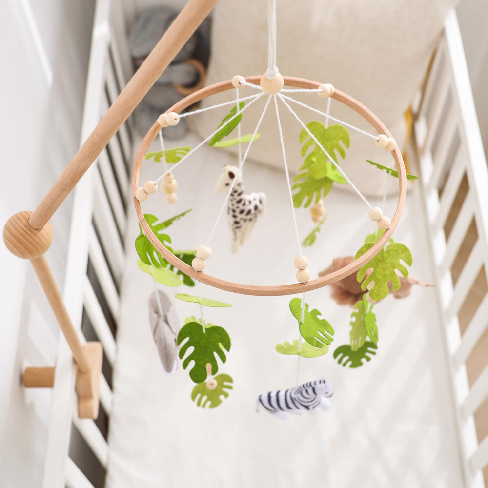 EERKEOD newborn gift idea—adorable and versatile nursery decor prop.