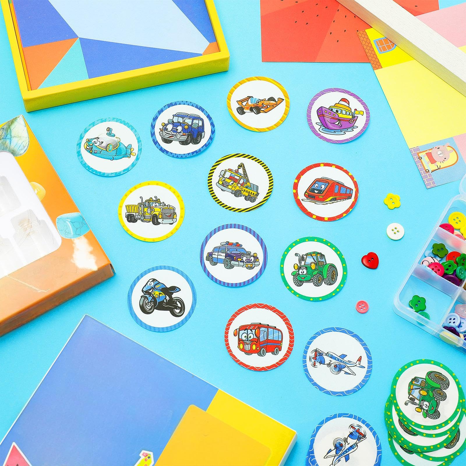 Eersida travel-toy-inspired targets add playful motivation to potty time.