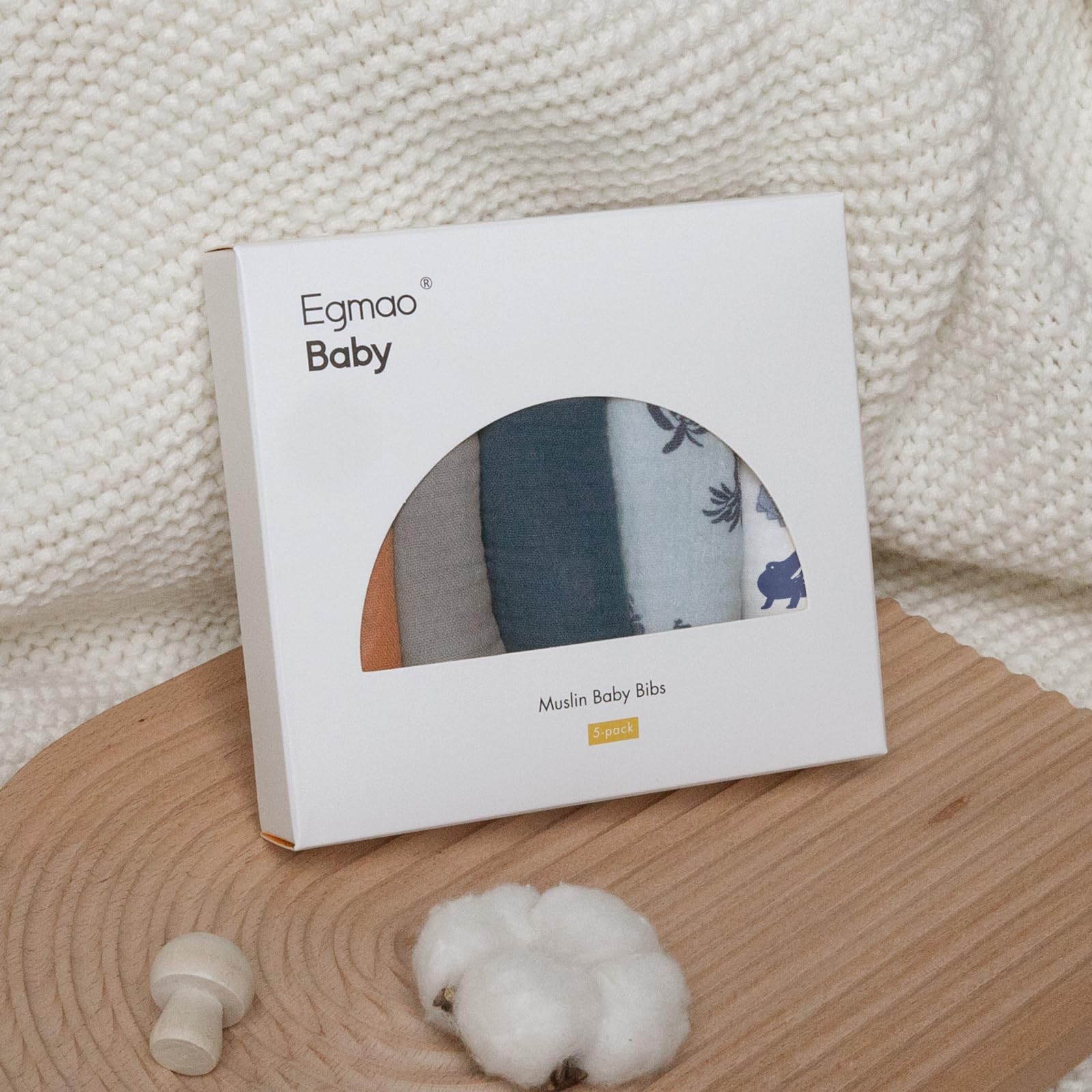 egmao baby muslin bib gift box emphasizes ready-to-gift packaging