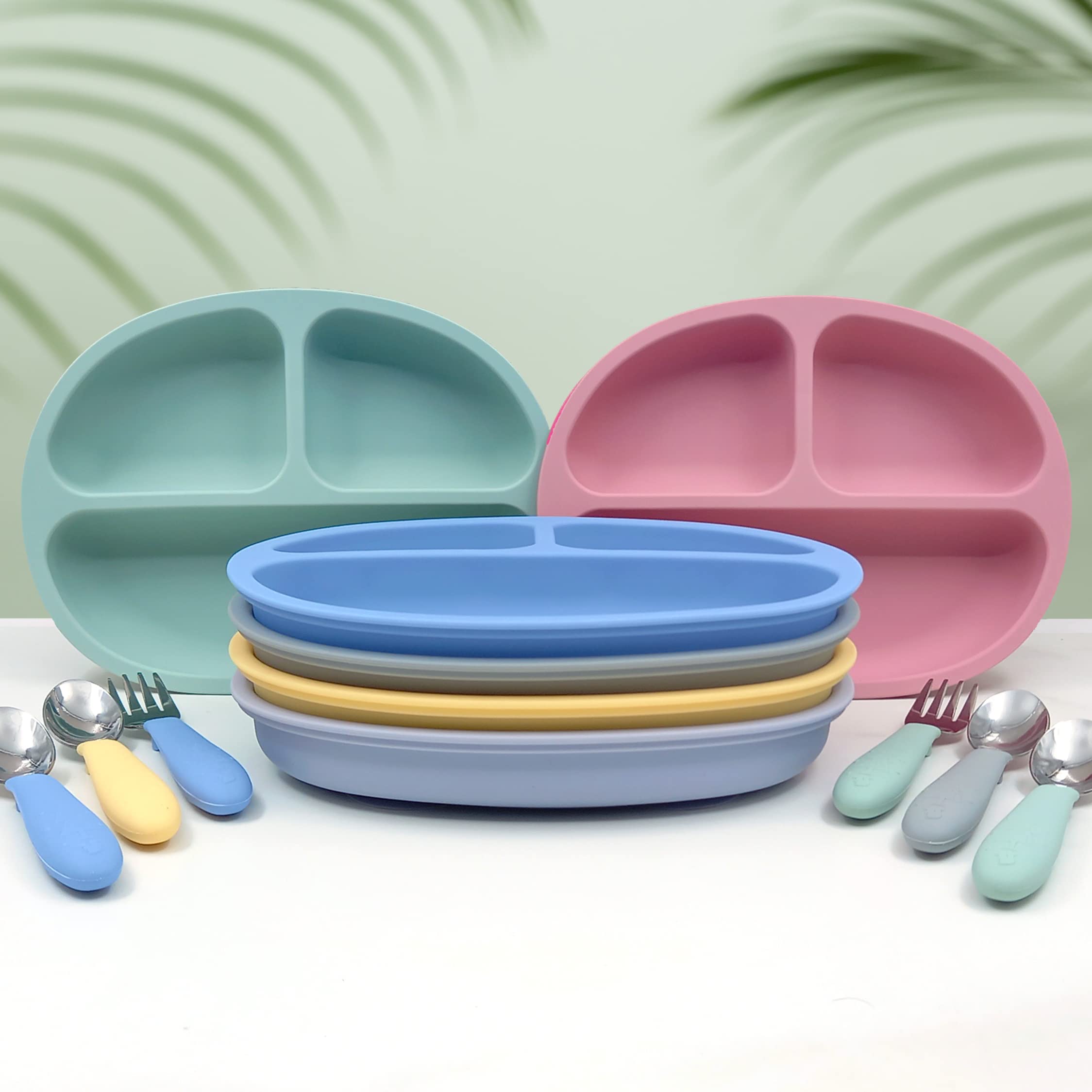 Elk and Friends stainless-steel spoons with ergonomic silicone handle for gentle mouths