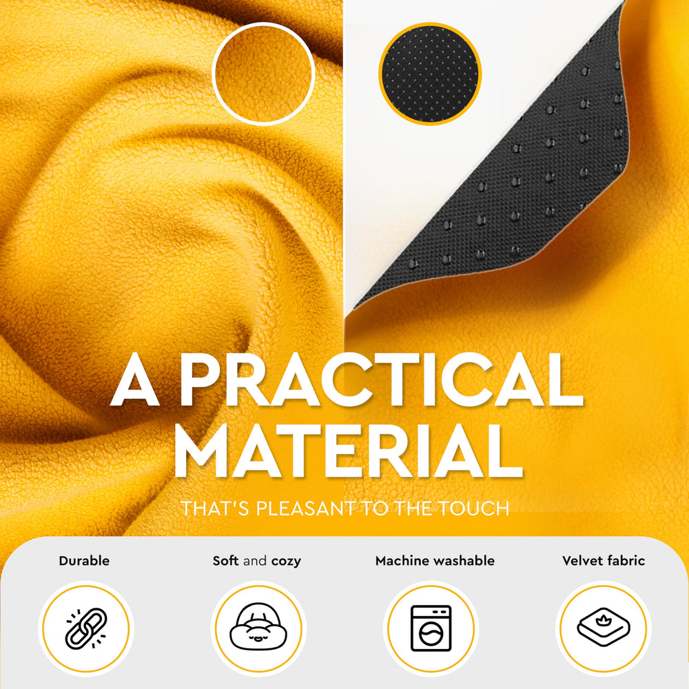 Elkid non-slip bottom keeps bed securely in place during flight.