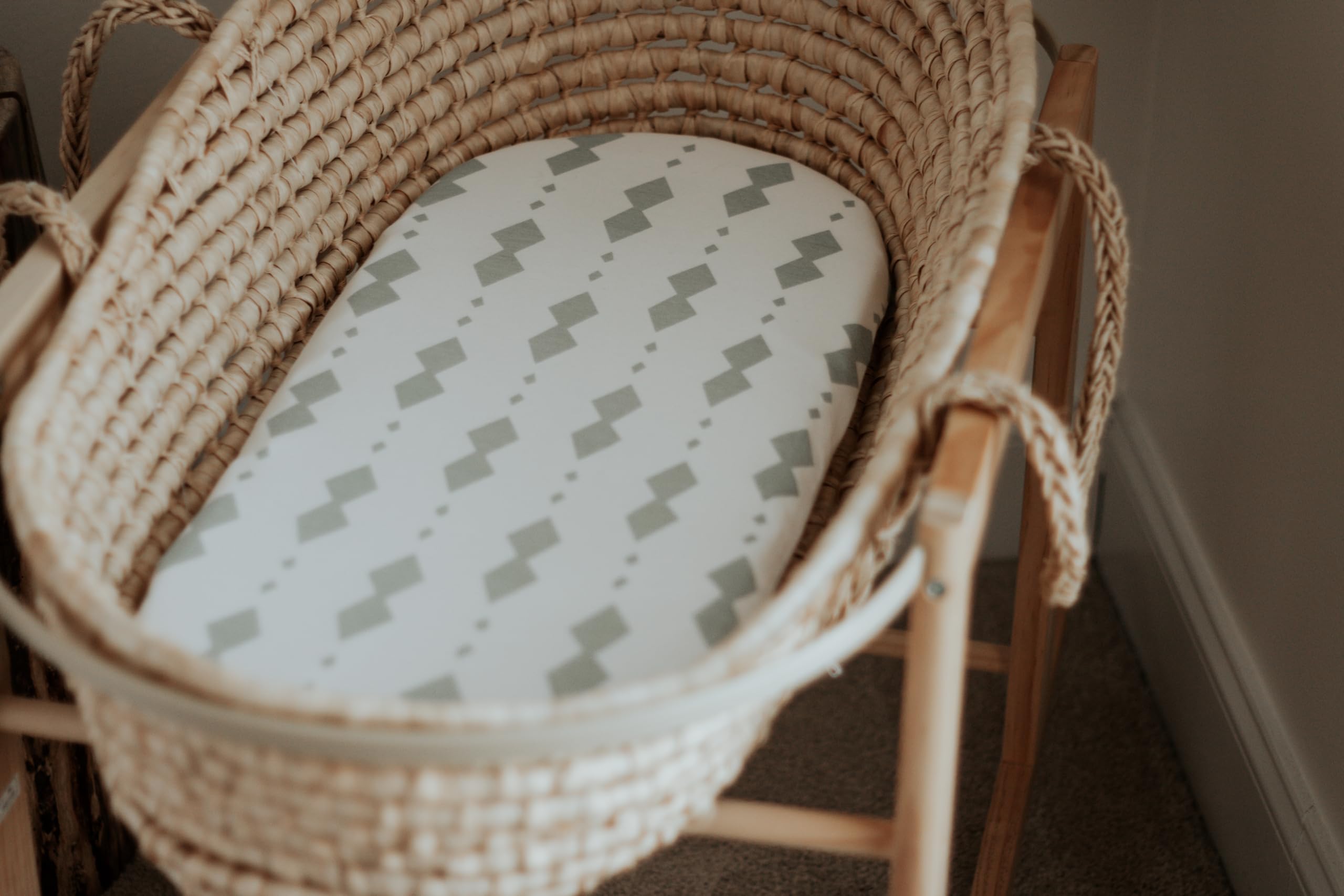 Ely's & Co Bassinet Sheets Sage Diamond print detail shows neutral color