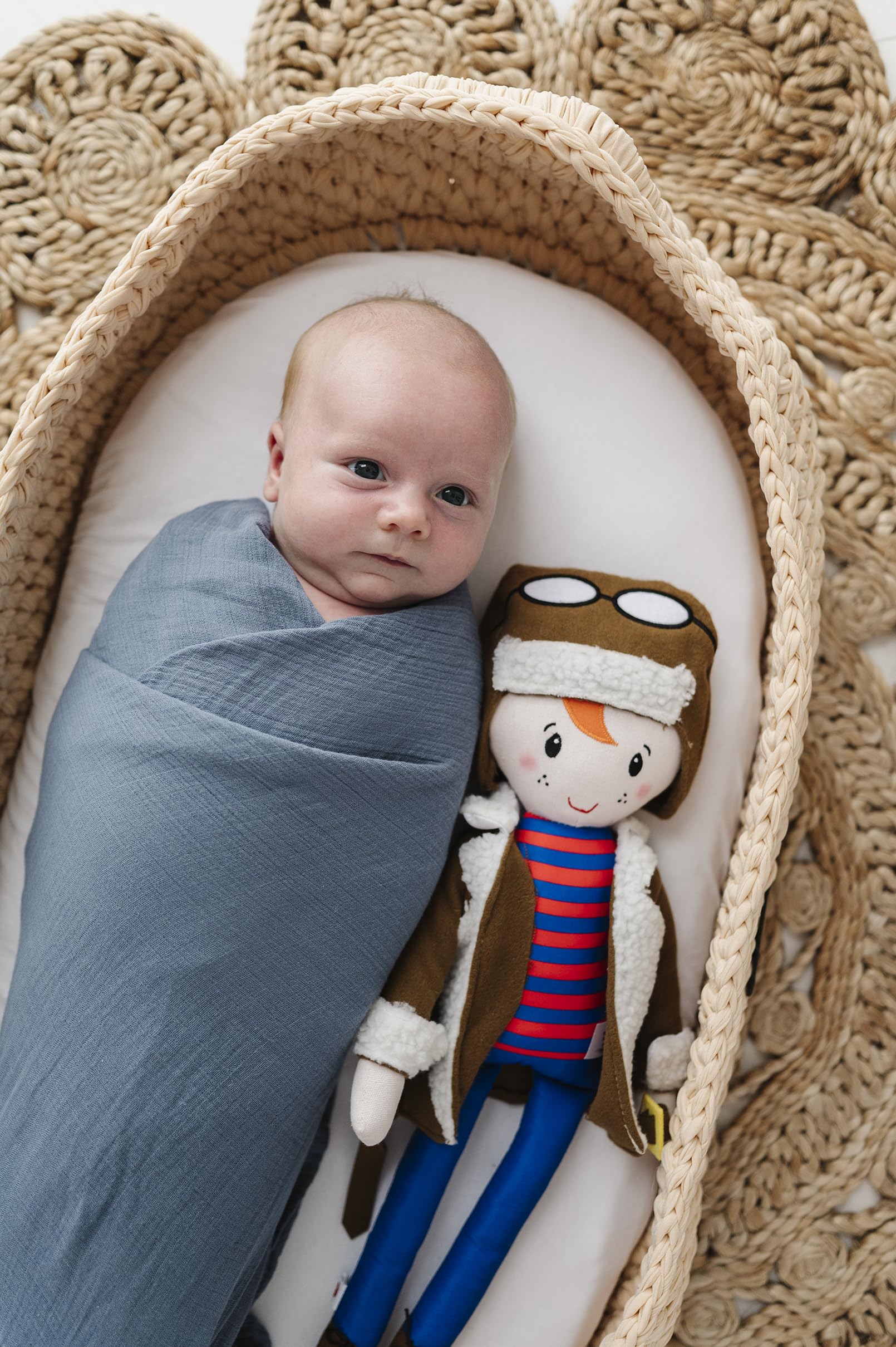 elys-co bluebell swaddle-floral-print design enhances stylish baby boy outfits
