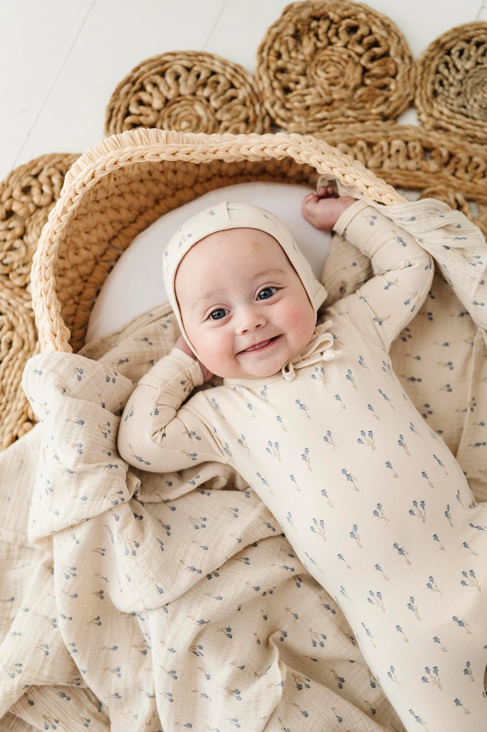 elys-co bluebell swaddle-soft-texture gentle on baby skin