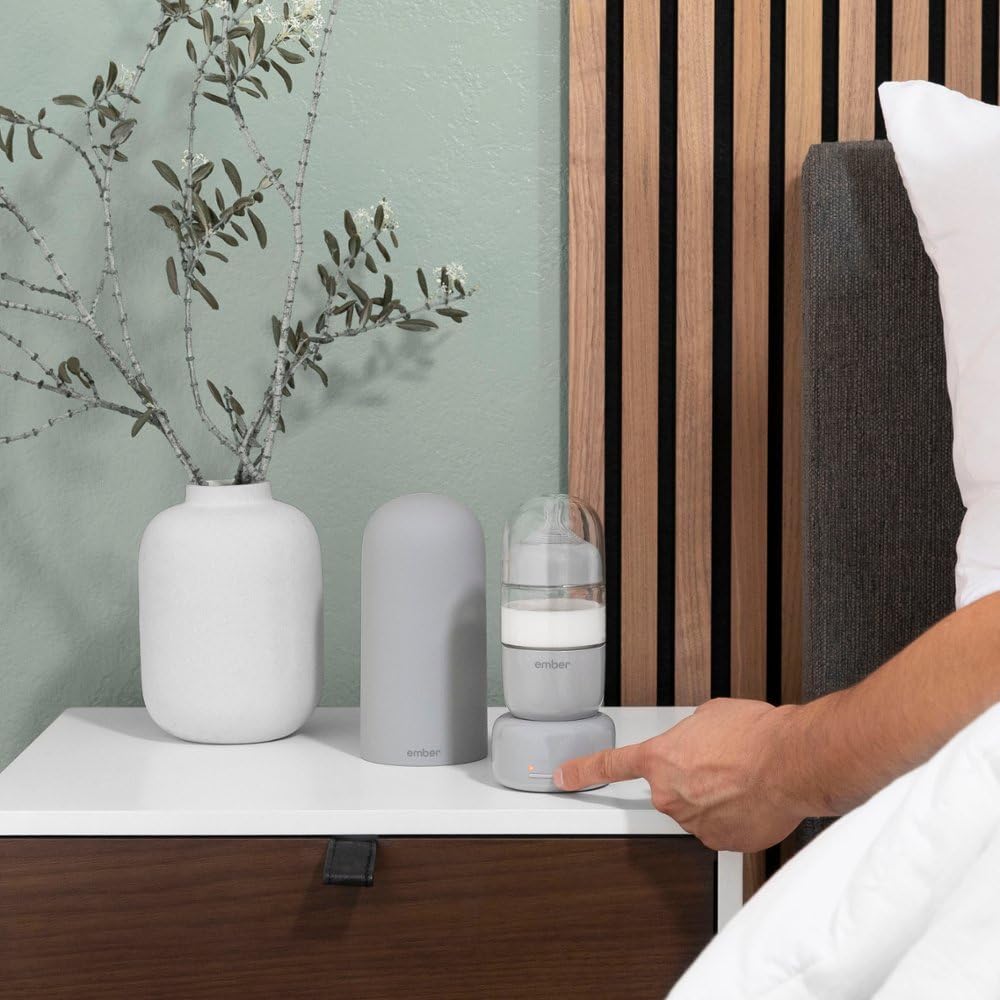 Ember BPA-free materials reassure safe contact with milk or formula
