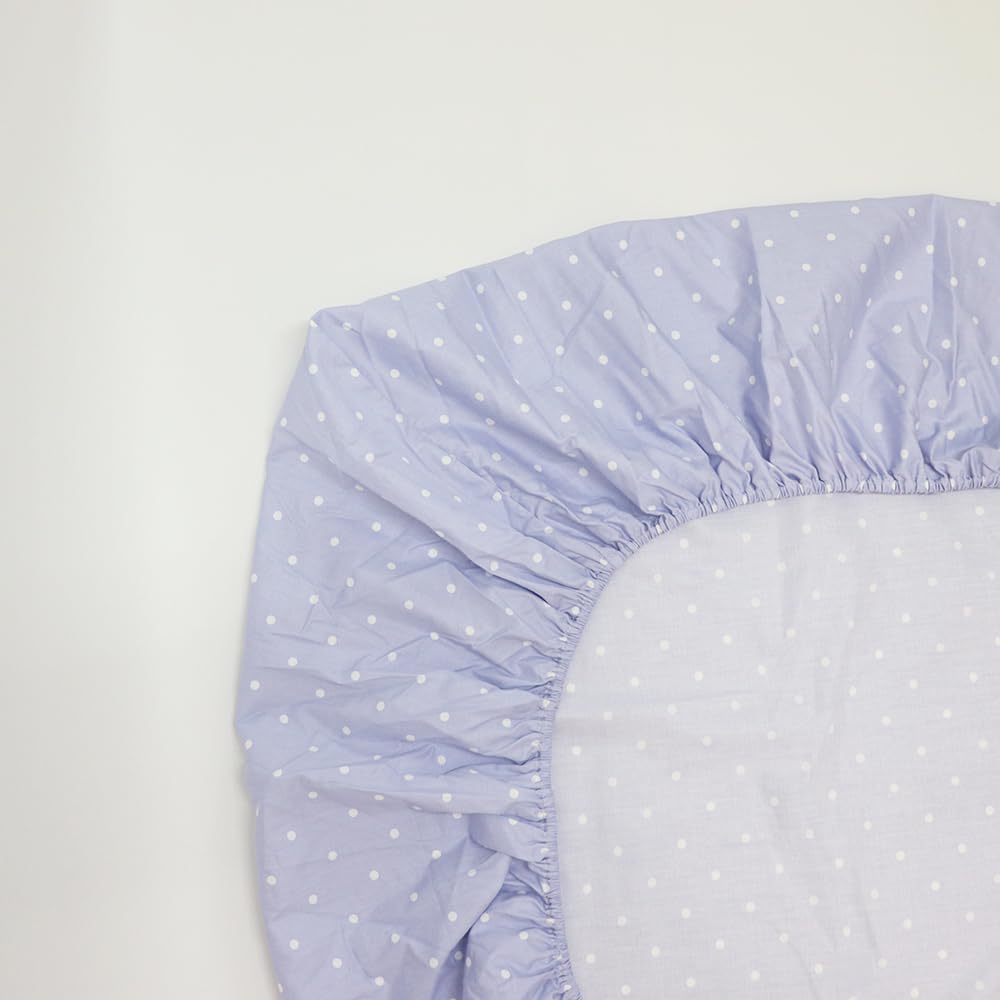 Emenpy corner-band design inside duvet cover anchors the quilt for stable cozy layers