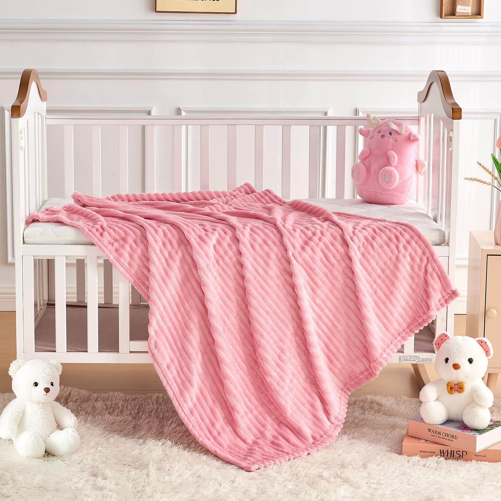 Eonkasp portable, travel-friendly blanket for quick comfort.