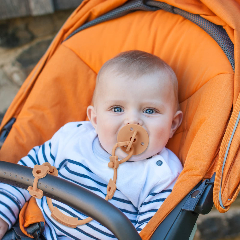 Eoopoon adjustable-length buckles let you tailor fit for baby's items.