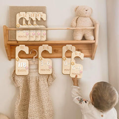 eoscasely baby closet divider with daisy 3D angle view improves visibility from all angles.