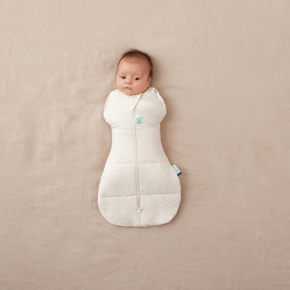 ergoPouch Cocoon Swaddle Sack hip room bottom demonstrates bell-shaped hip-friendly design