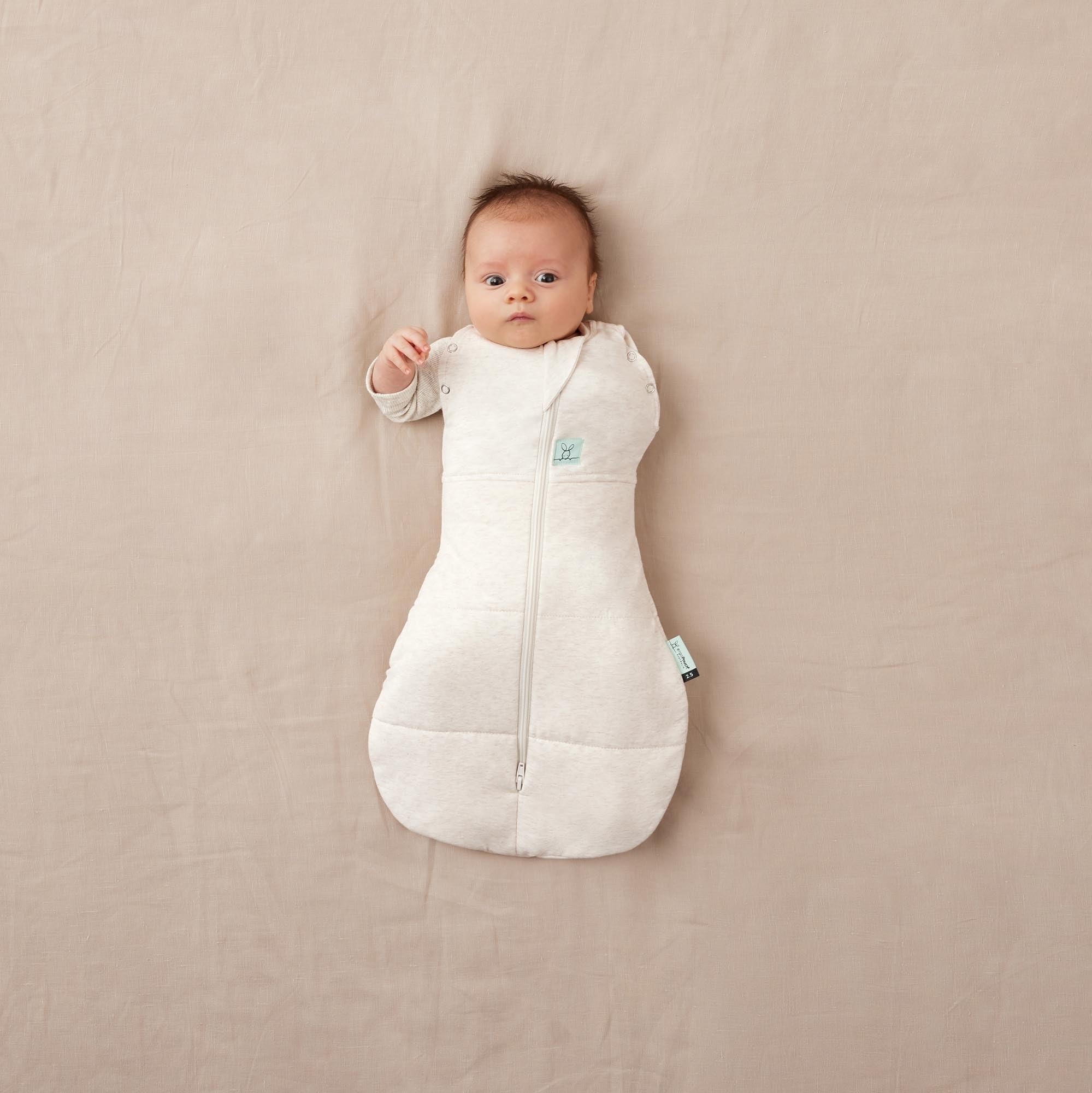 ergoPouch Cocoon Swaddle Sack two-way zipper enables quick diaper changes with skin protection