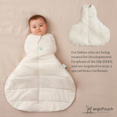 ergoPouch Pavlik brace fit swaddle closeup highlights roomy hip area and brace compatibility