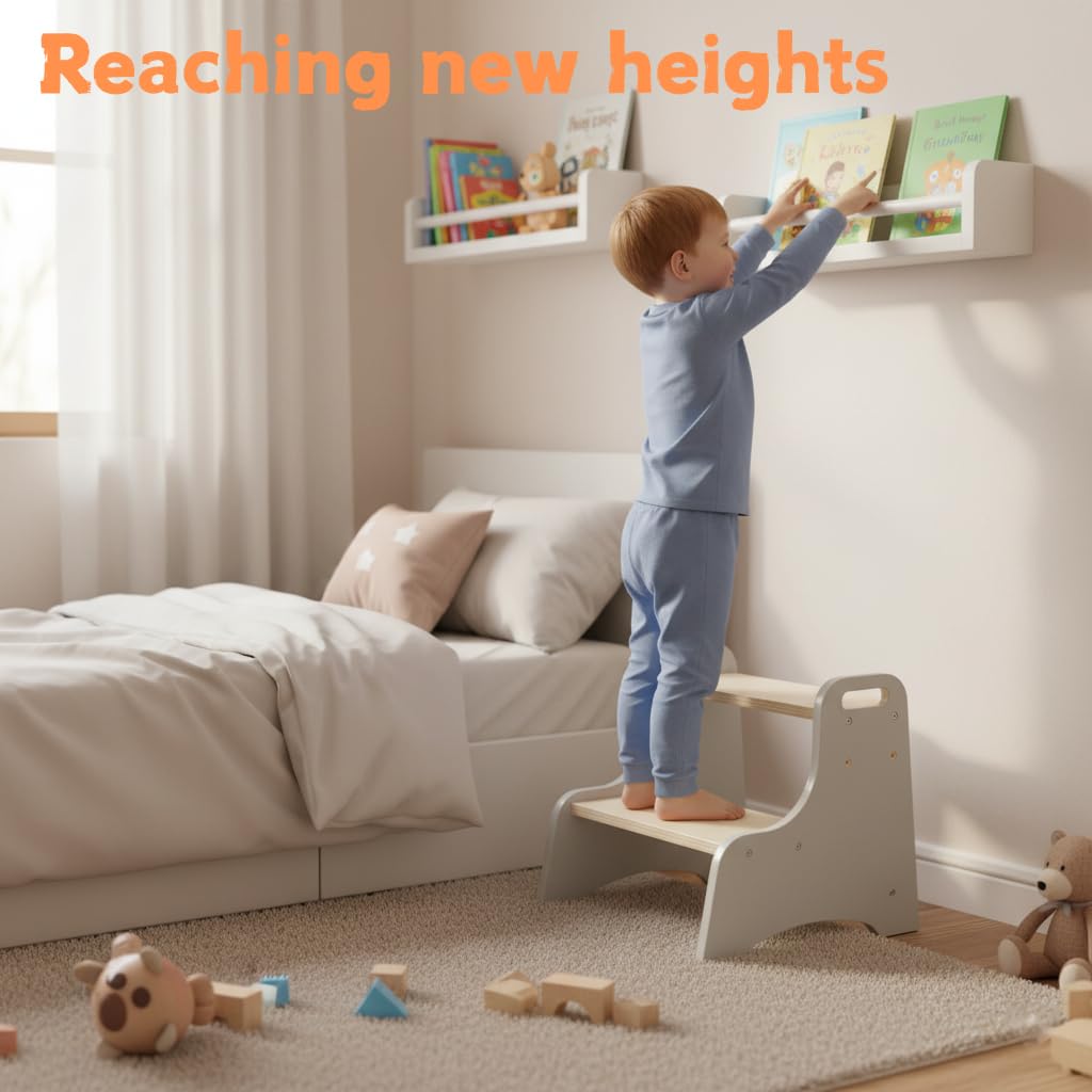 Erizhaltic Toddler Step Stool close-up of non-slip pads for stable footing
