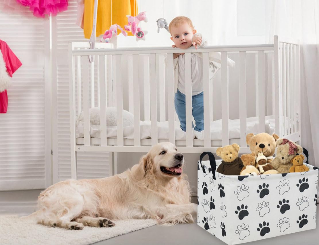 Essme rectangular dog basket side view highlighting durable handles for easy transport.