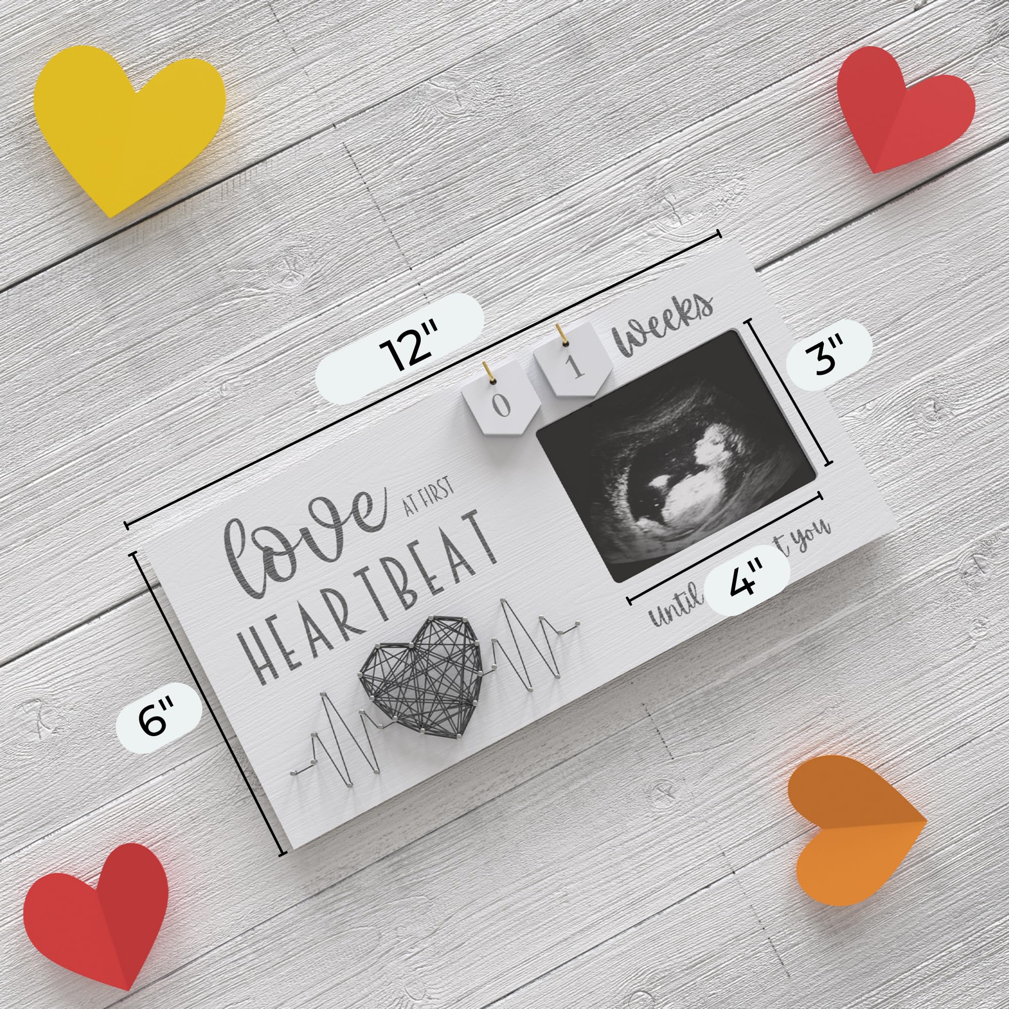 EURSET Gift-box-ready frame makes a thoughtful pregnancy gift for expecting parents.