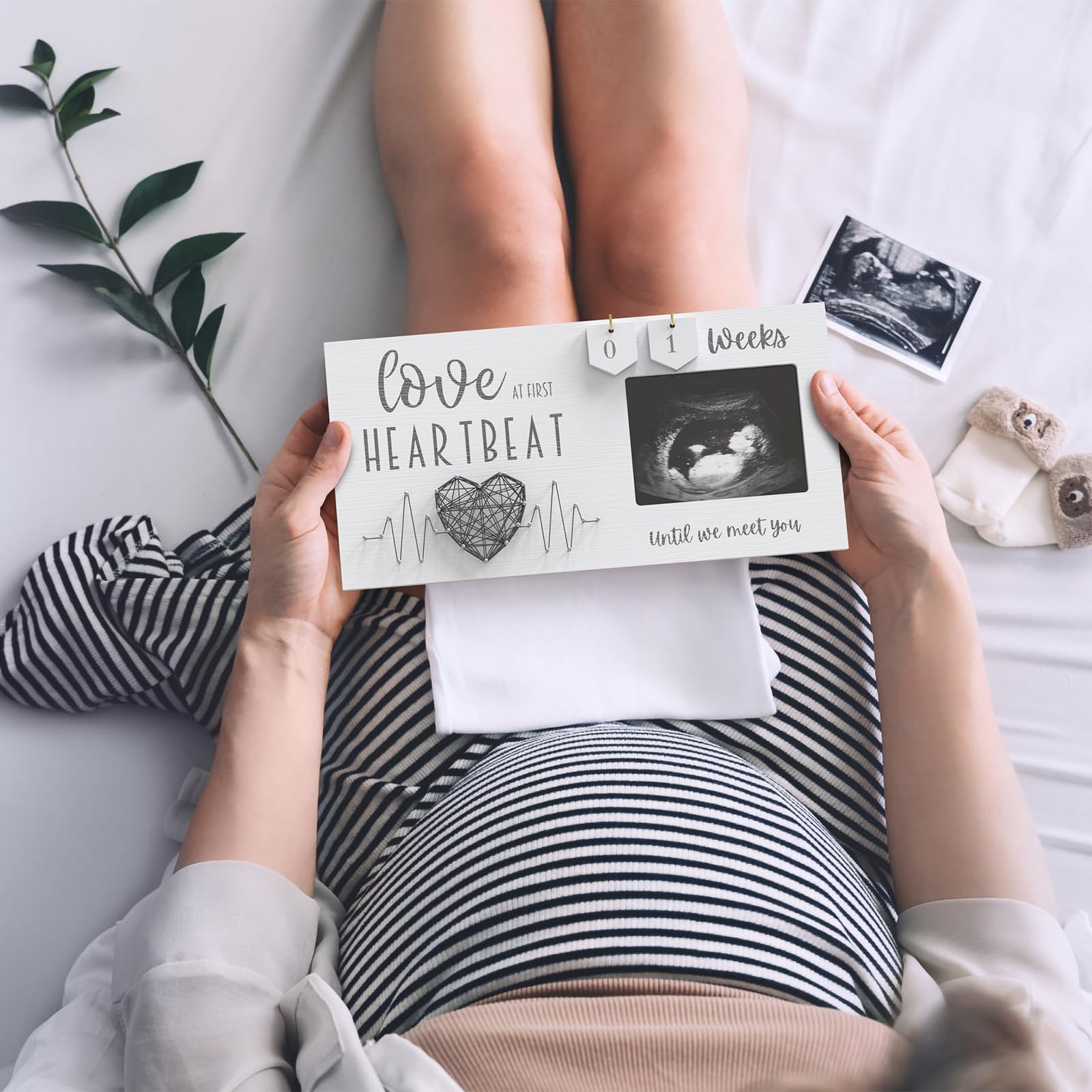 EURSET Baby Sonogram Frame Heart ECG design highlights pregnancy magic for nursery décor keepsake.