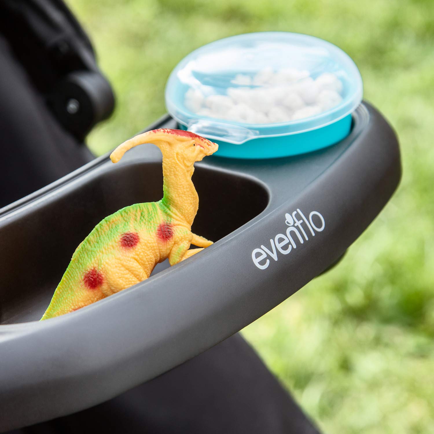 Evenflo pivot-xpand snack tray compatibility for versatile strollers.