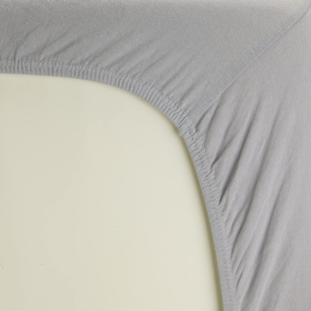 EVERYDAY KIDS baby sheets support restful routines with breathable fabric and snug fit.