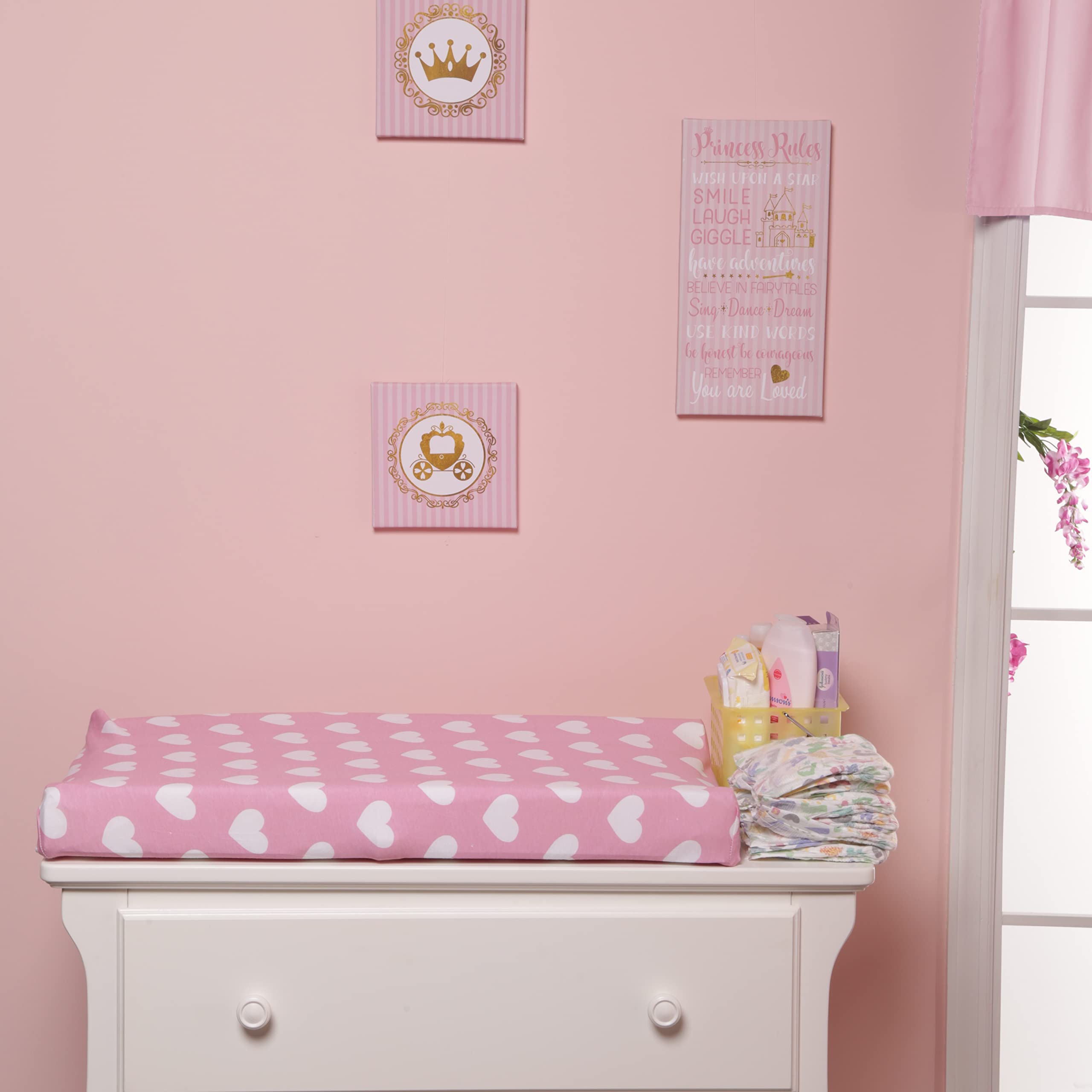 EVERYDAY KIDS changing pad cover eyelet harness footage demonstrates safety harness compatibility