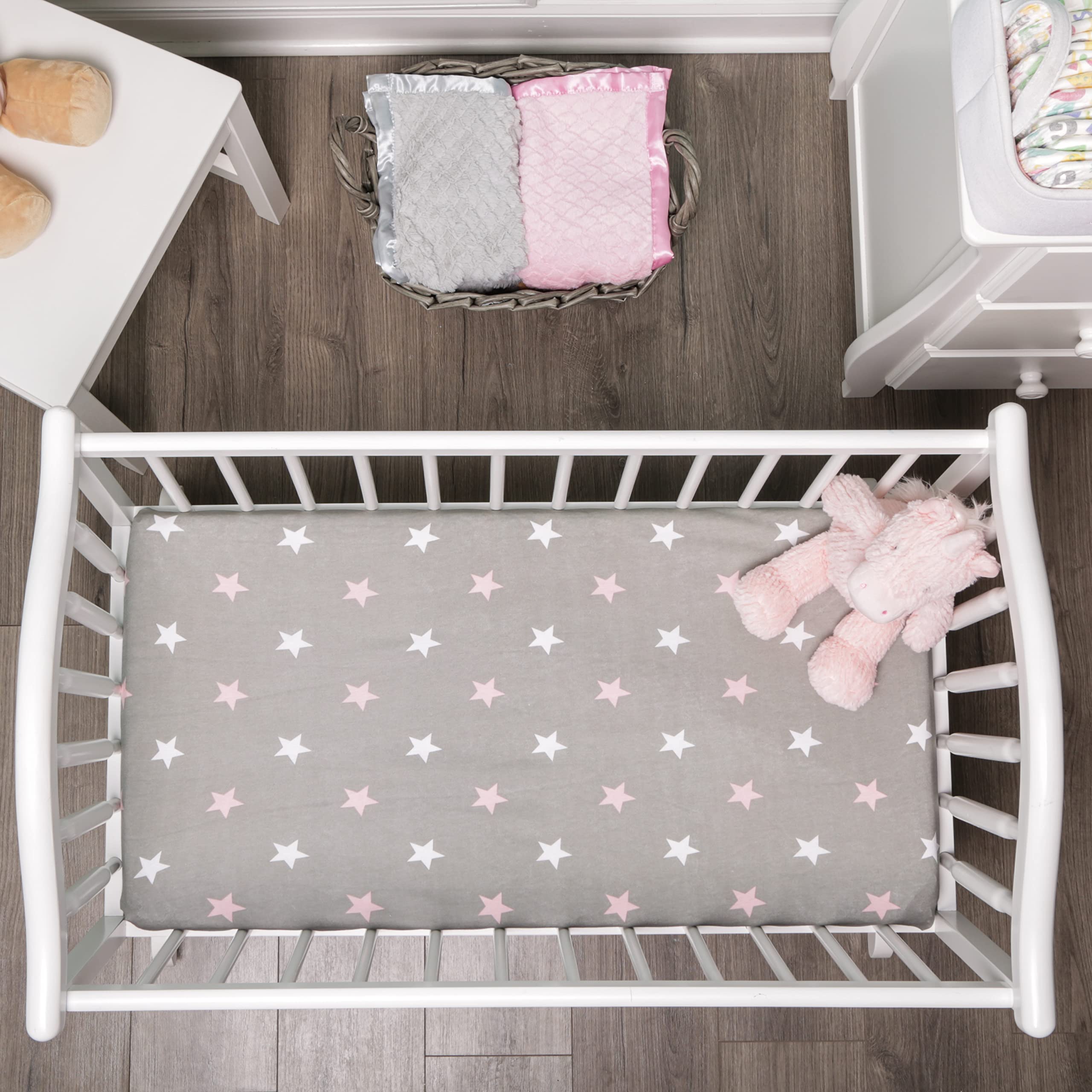 Everyday Kids packaging image reveals convenient two pack with coordinated nursery decor