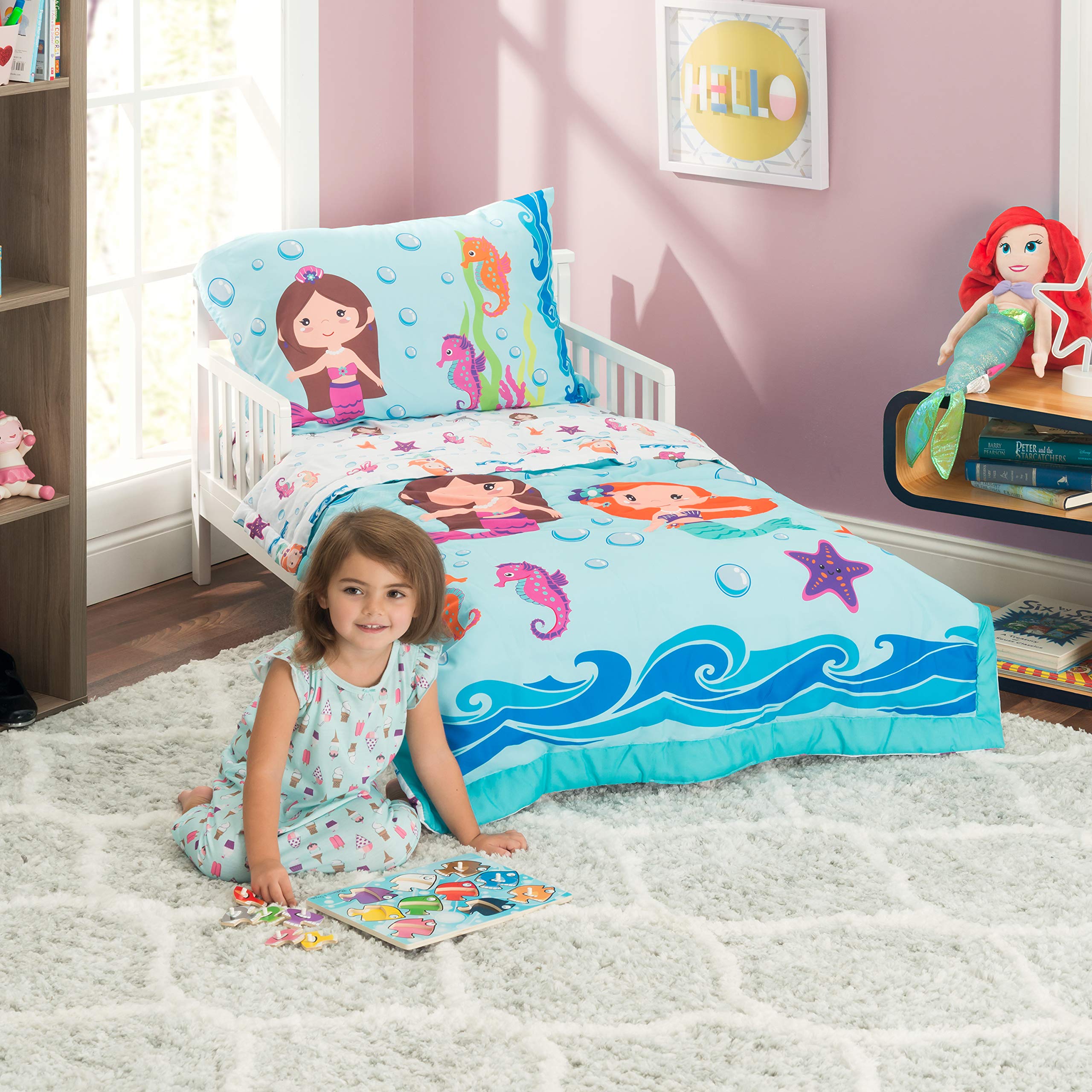 Everyday Kids microfiber soft texture close-up emphasizes breathable easy-care fabric