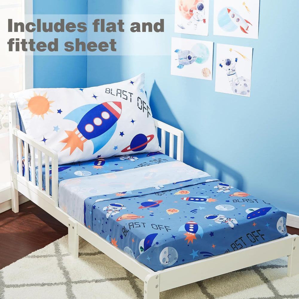 EVERYDAY KIDS outer-space adventures fitted-sheet pocket demonstrates secure 8-inch depth fit.