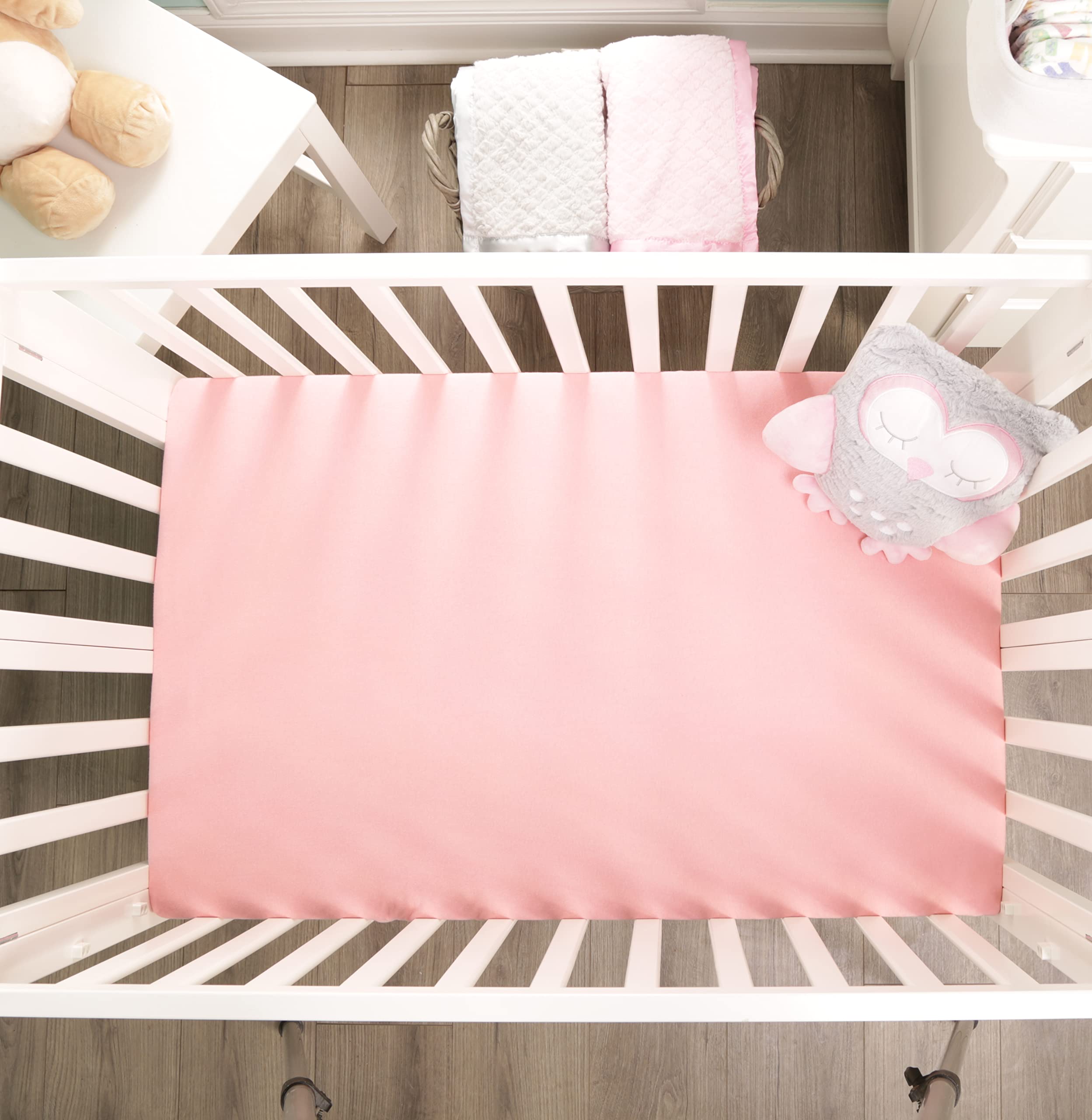 Everyday Kids portable crib sheet travel-ready and easy to pack.