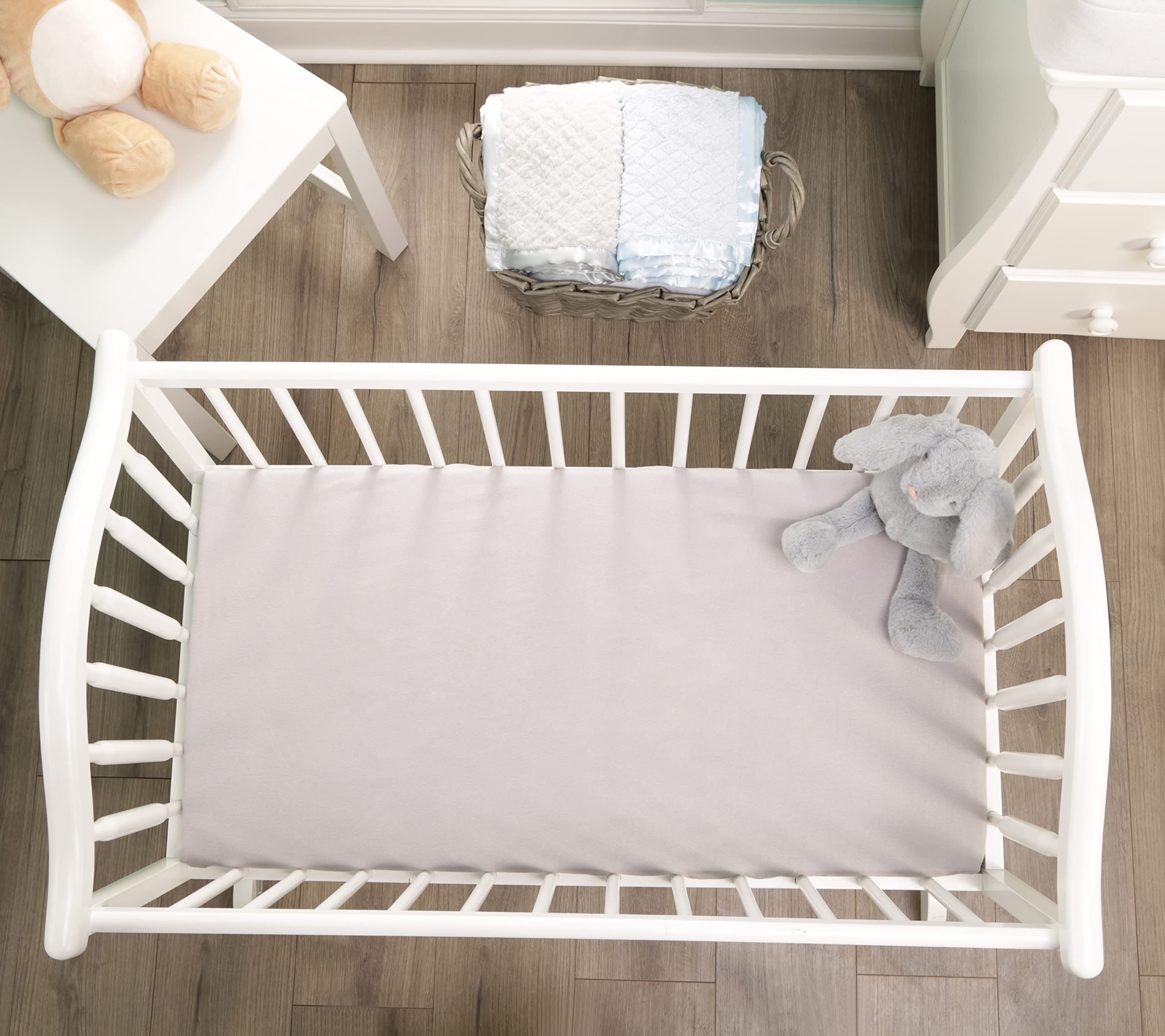 EVERYDAY KIDS soft jersey cotton cushions baby skin with gentle texture.