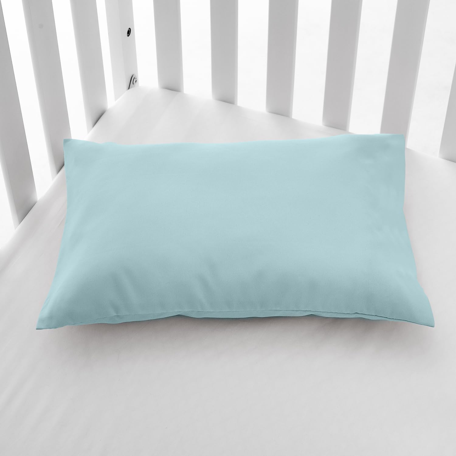 EXQ Home zipper close-up showing secure closure for easy pillow removal