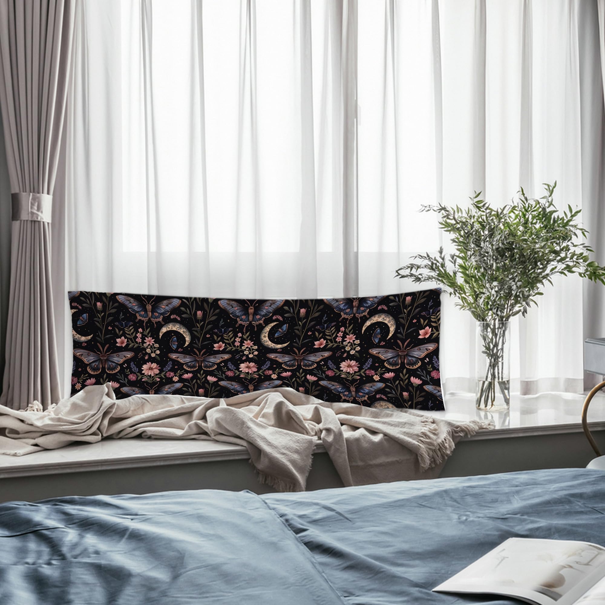 Exqcom Envelope closure pillow cover enables quick seasonal decor swaps.