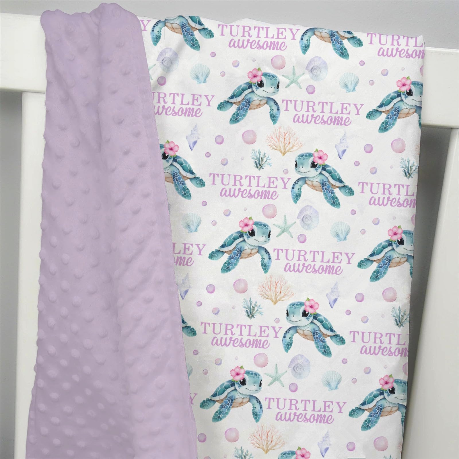 EyMzcod Mink Baby Blanket swaddle-usage image suggests year-round versatility for naps, car rides, and picnics.