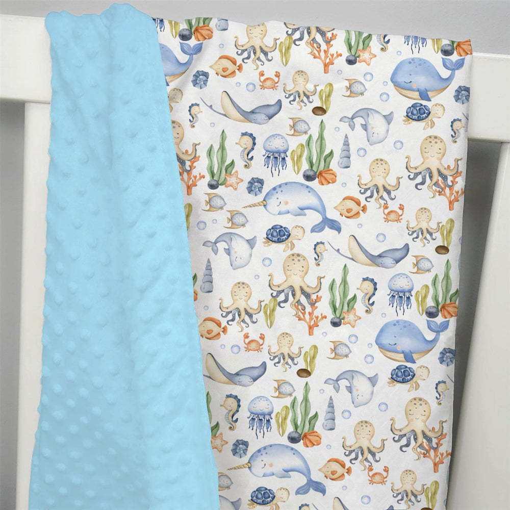 EyMzcod Mink Baby Blanket soft plush fabric feels warm and cozy in car seats.