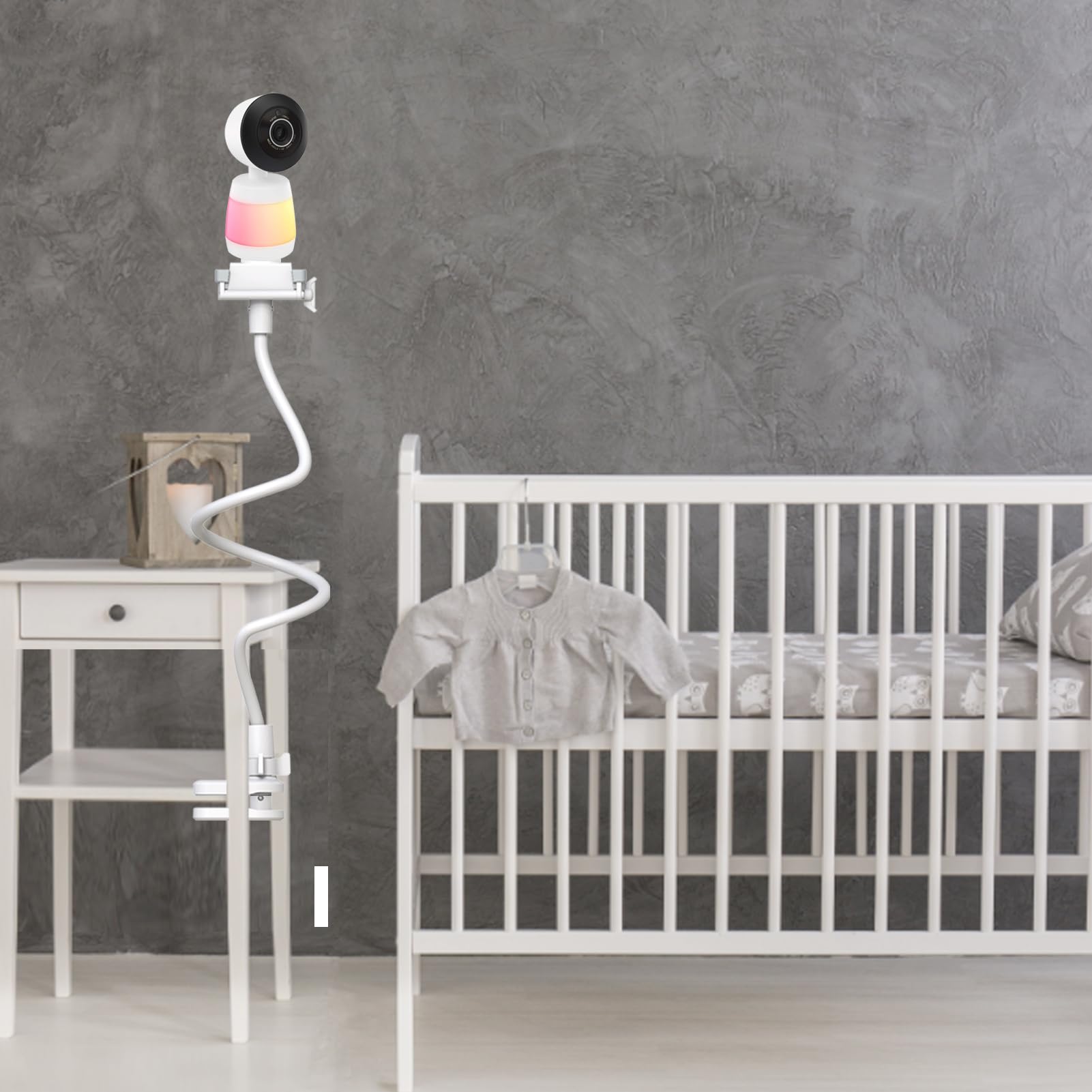 EYSAFT baby monitor mount cot-attachment option keeps the camera at eye level.